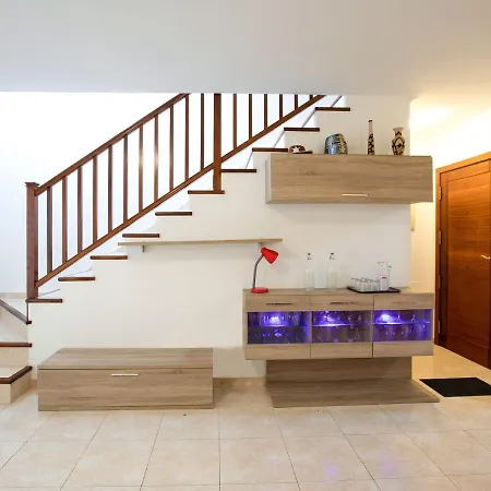 Simplistic Holiday In Playa Blanca With Garden Casa de Férias Playa Blanca (Lanzarote)